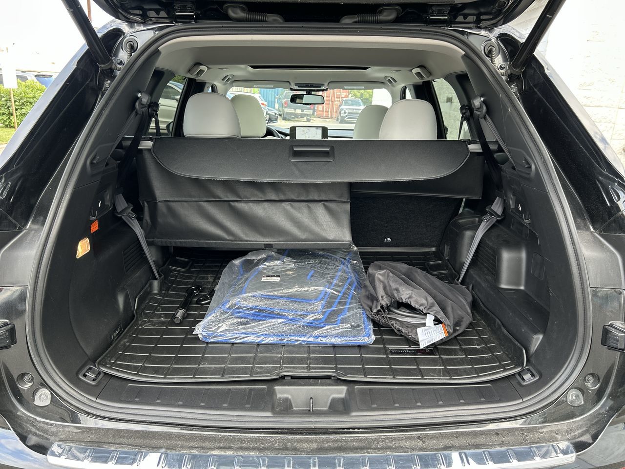 2025 Mitsubishi Outlander Plug-In Hybrid