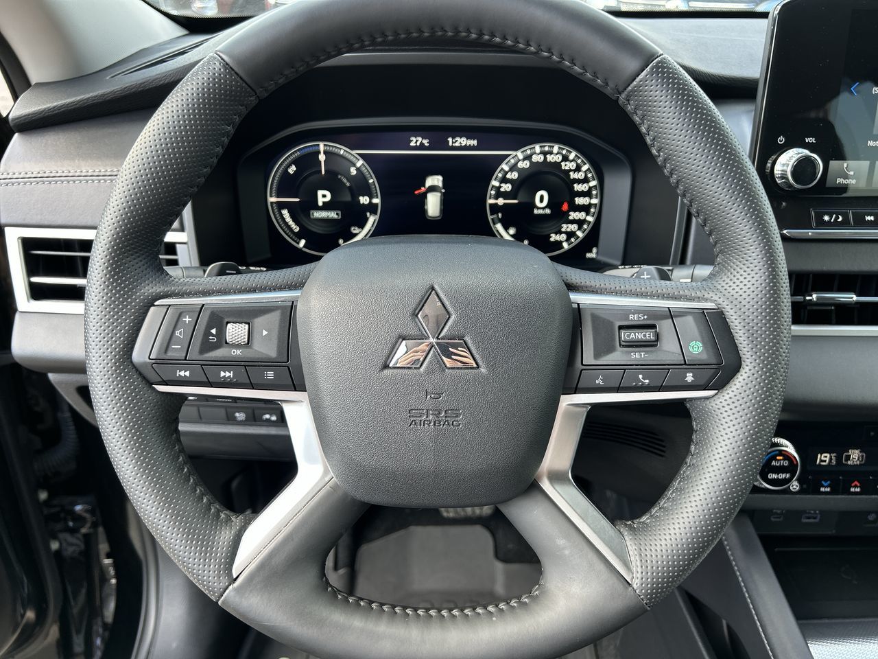 2025 Mitsubishi Outlander Plug-In Hybrid