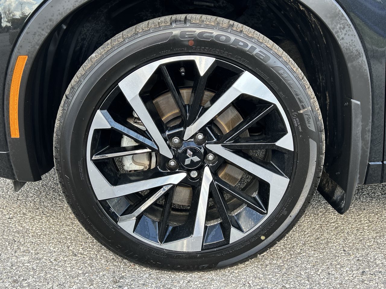 2025 Mitsubishi Outlander Plug-In Hybrid