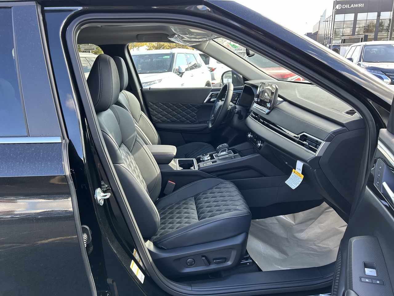 2025 Mitsubishi Outlander Plug-in Hybrid