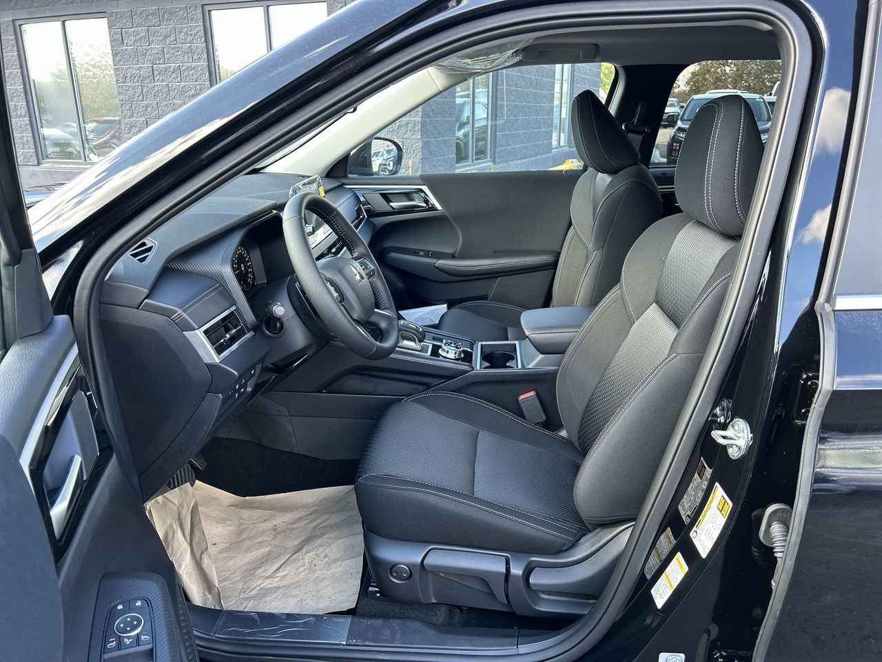 2025 Mitsubishi Outlander Plug-in Hybrid