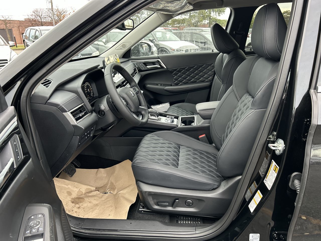 2025 Mitsubishi Outlander Plug-in Hybrid