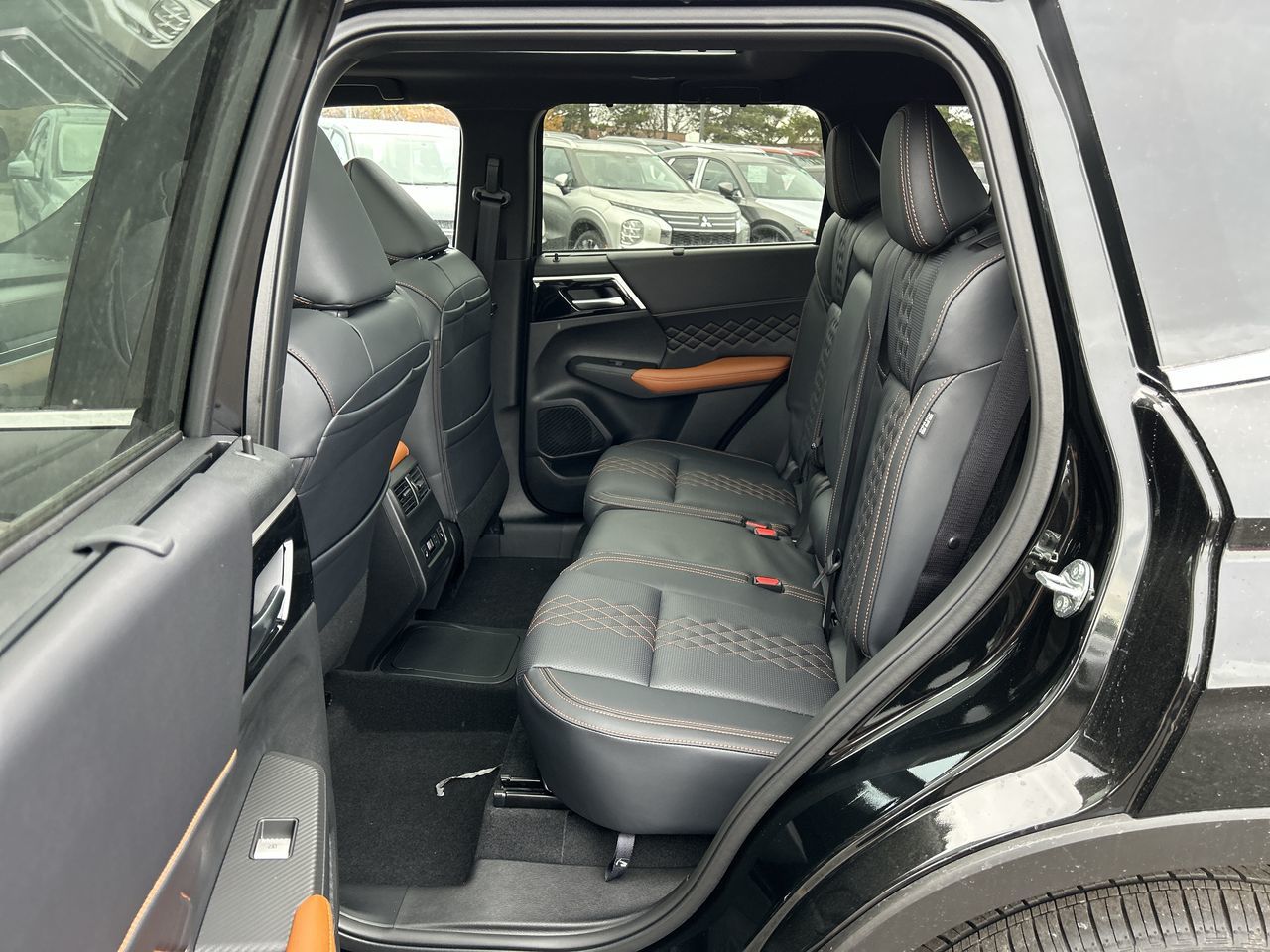 2025 Mitsubishi Outlander Plug-in Hybrid