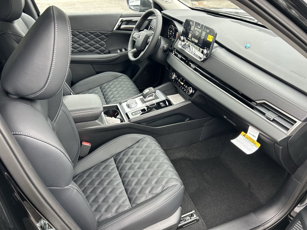 2025 Mitsubishi Outlander Plug-in Hybrid