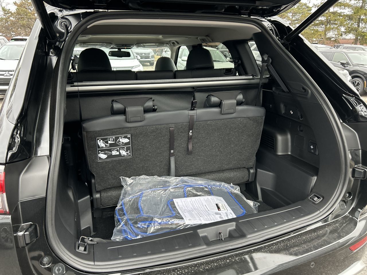 2025 Mitsubishi Outlander Plug-in Hybrid