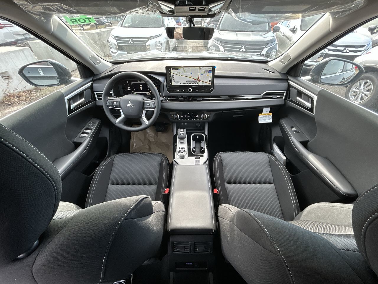 2026 Mitsubishi Outlander Plug-in Hybrid in Mississauga, Ontario