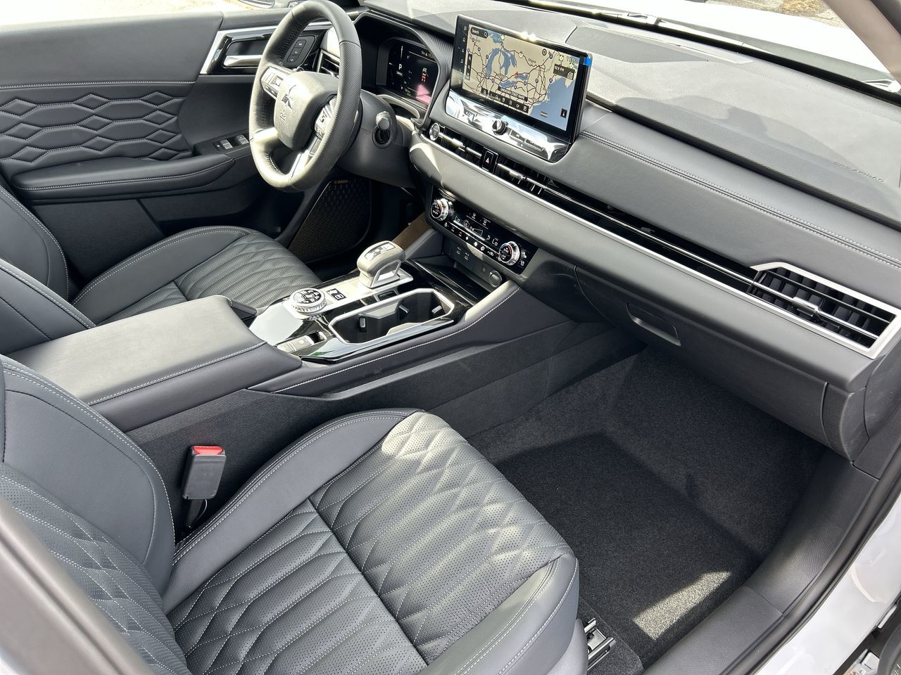 2026 Mitsubishi Outlander Plug-in Hybrid
