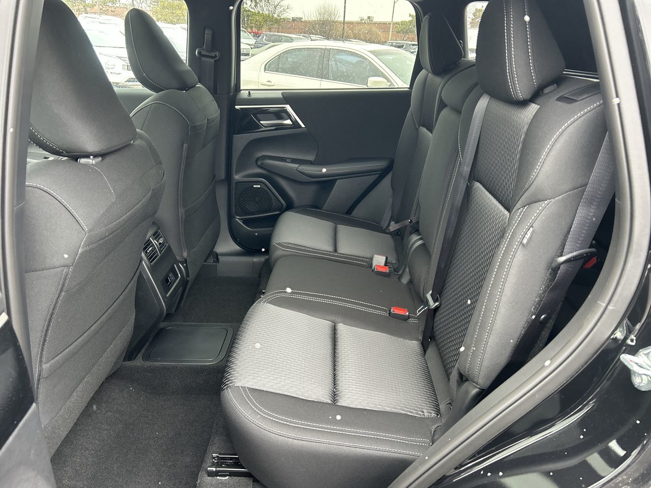 2026 Mitsubishi Outlander Plug-in Hybrid