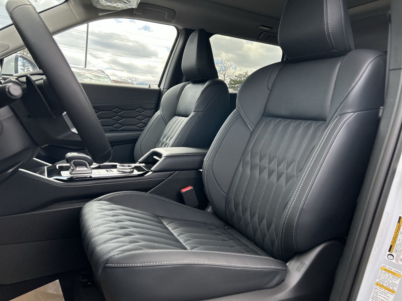 Mitsubishi Outlander Plug-in Hybrid  2026 à Mississauga, Ontario