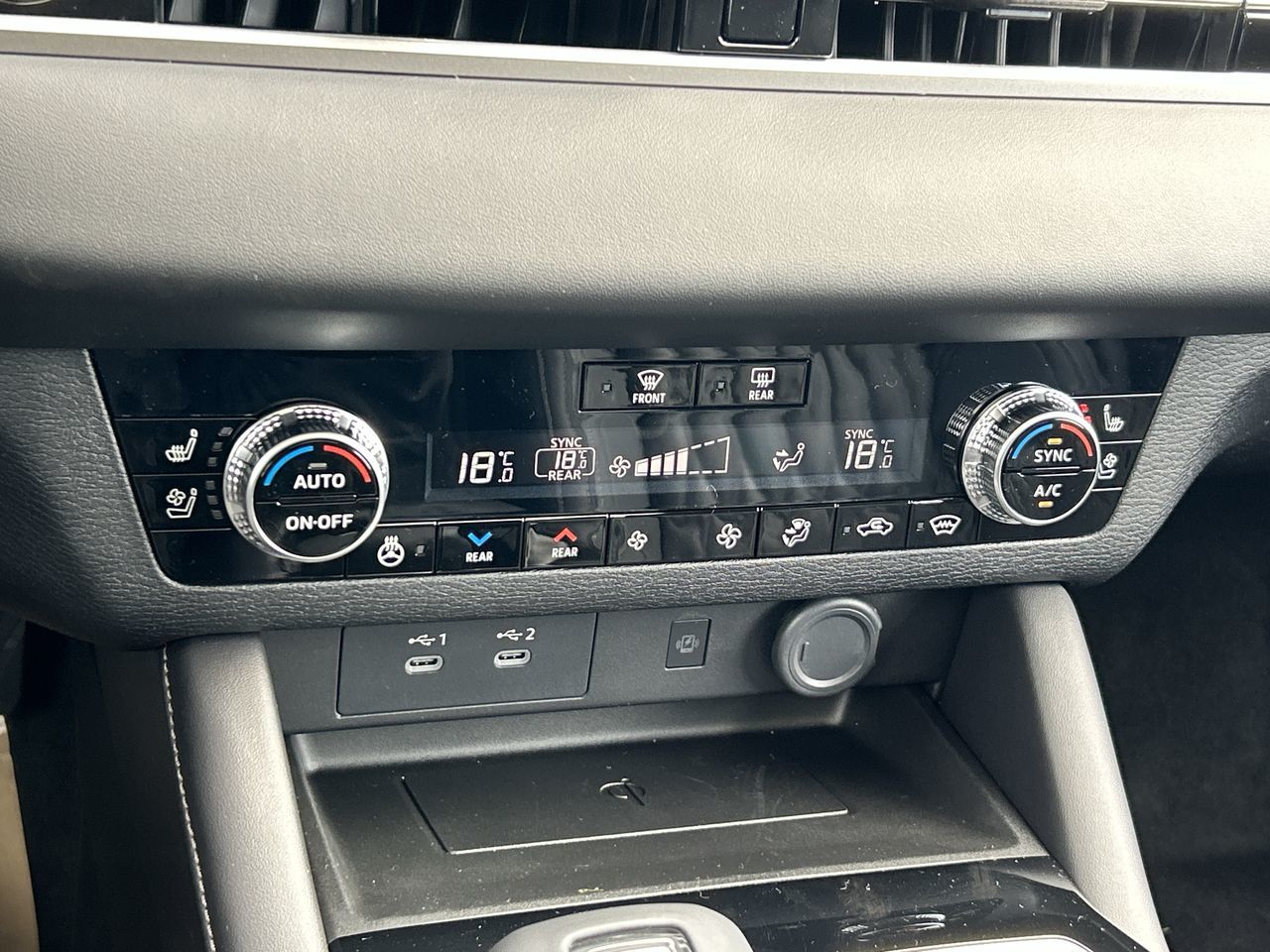 Mitsubishi Outlander Plug-in Hybrid  2026 à Mississauga, Ontario