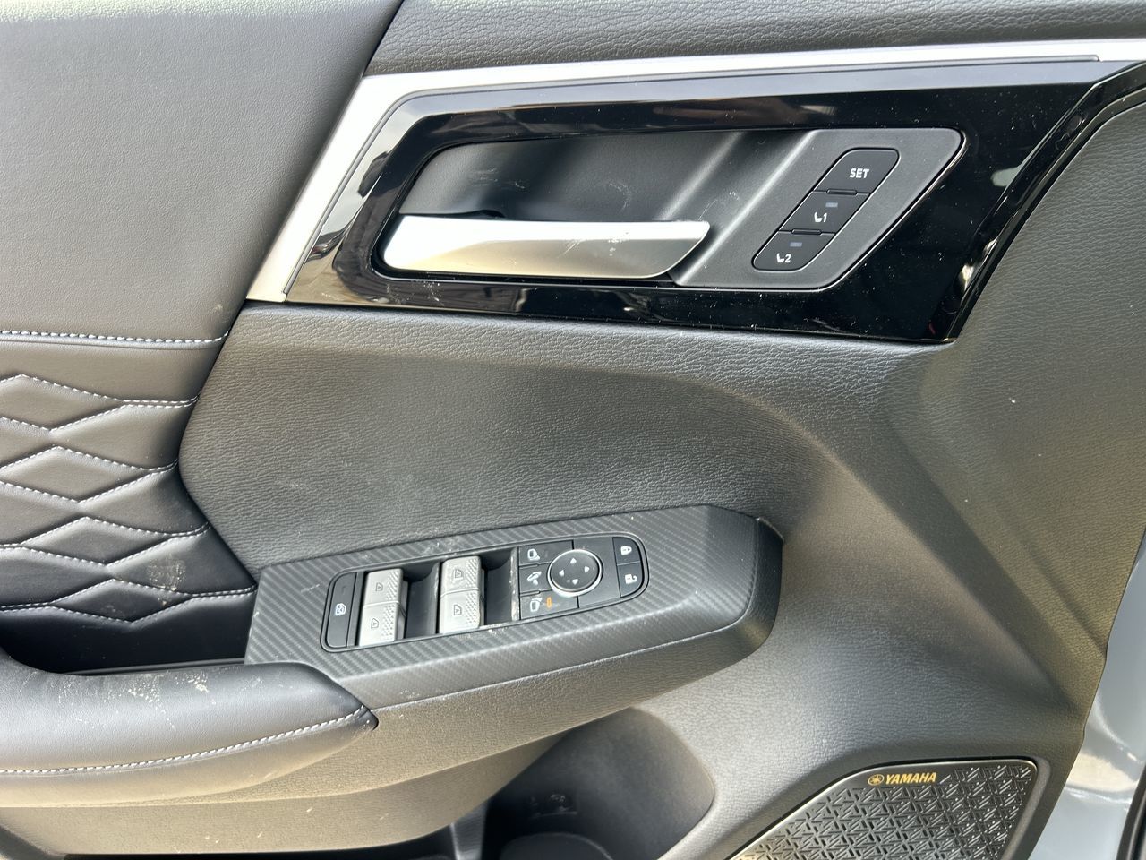 2026 Mitsubishi Outlander Plug-in Hybrid