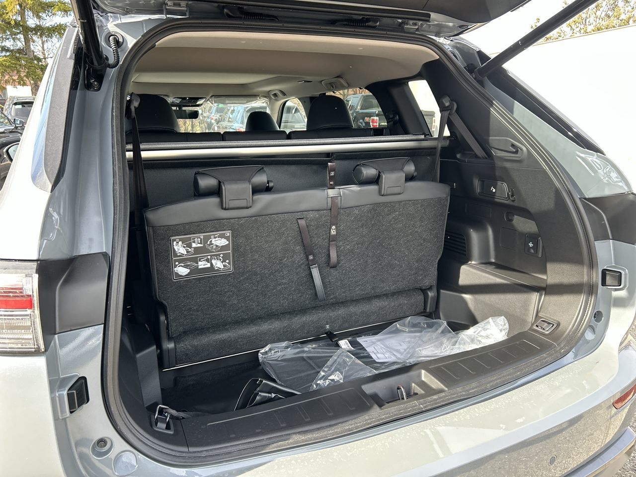 2026 Mitsubishi Outlander Plug-in Hybrid