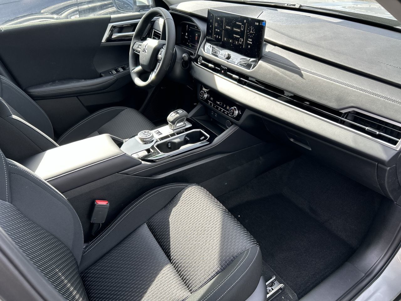 Mitsubishi Outlander Plug-in Hybrid  2026 à Mississauga, Ontario