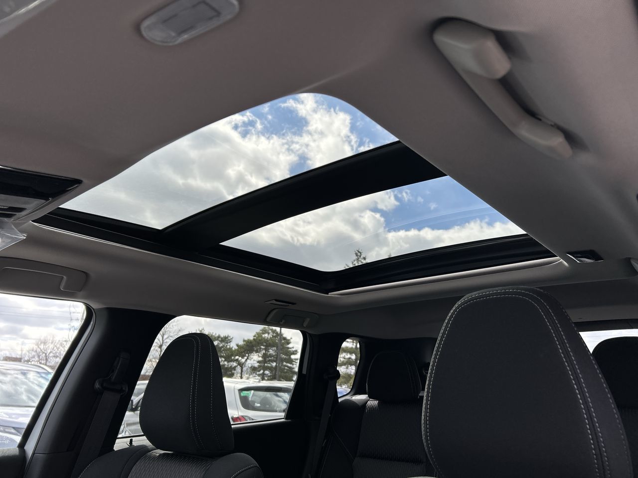 2026 Mitsubishi Outlander Plug-in Hybrid in Mississauga, Ontario