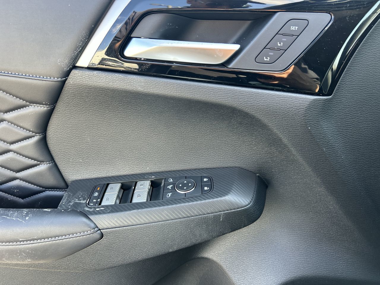 2026 Mitsubishi Outlander Plug-in Hybrid
