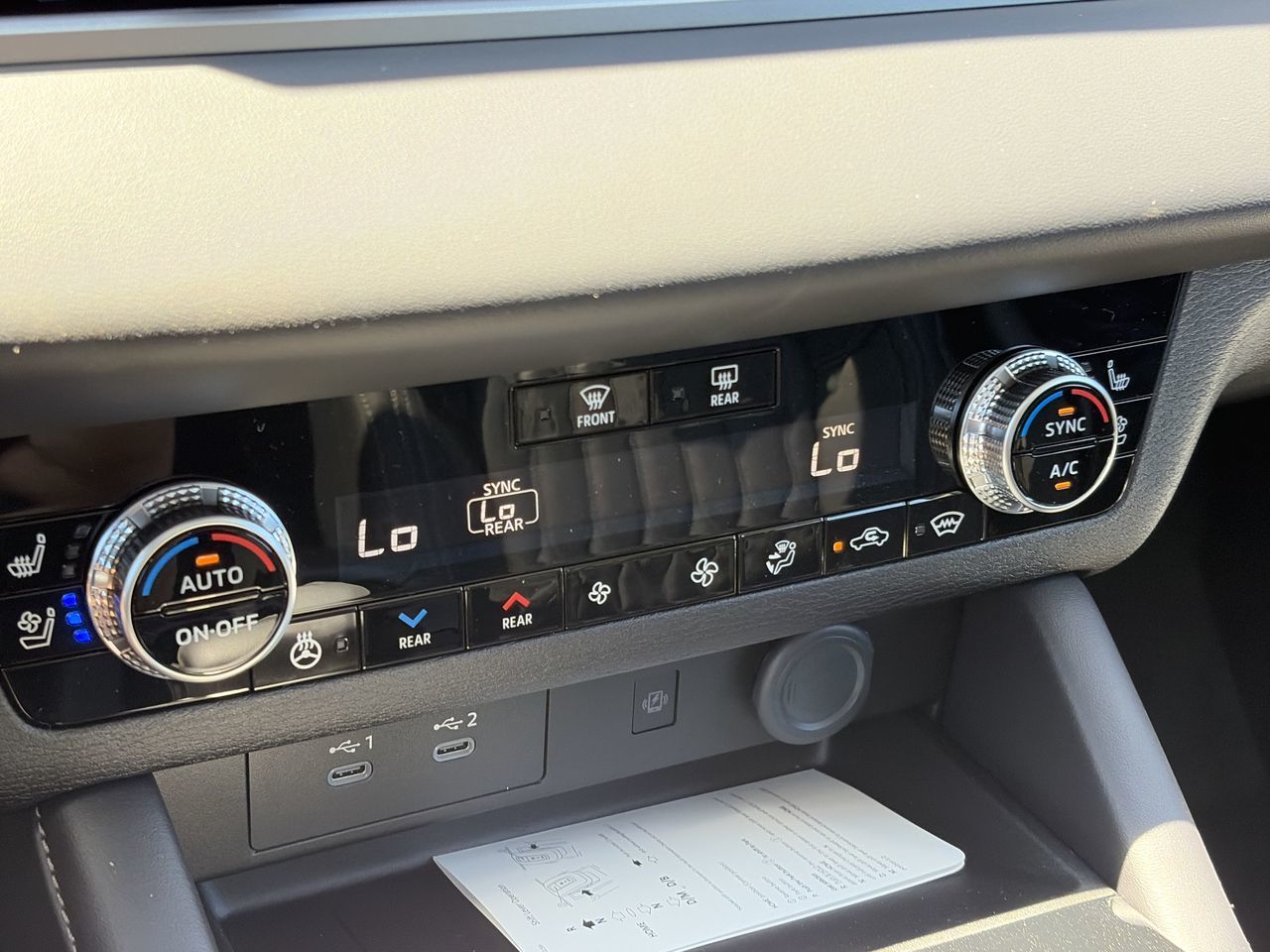 2026 Mitsubishi Outlander Plug-in Hybrid in Mississauga, Ontario