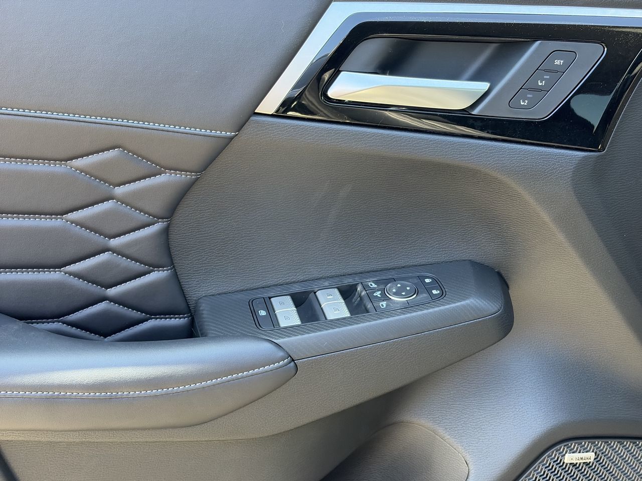 2026 Mitsubishi Outlander Plug-in Hybrid in Mississauga, Ontario