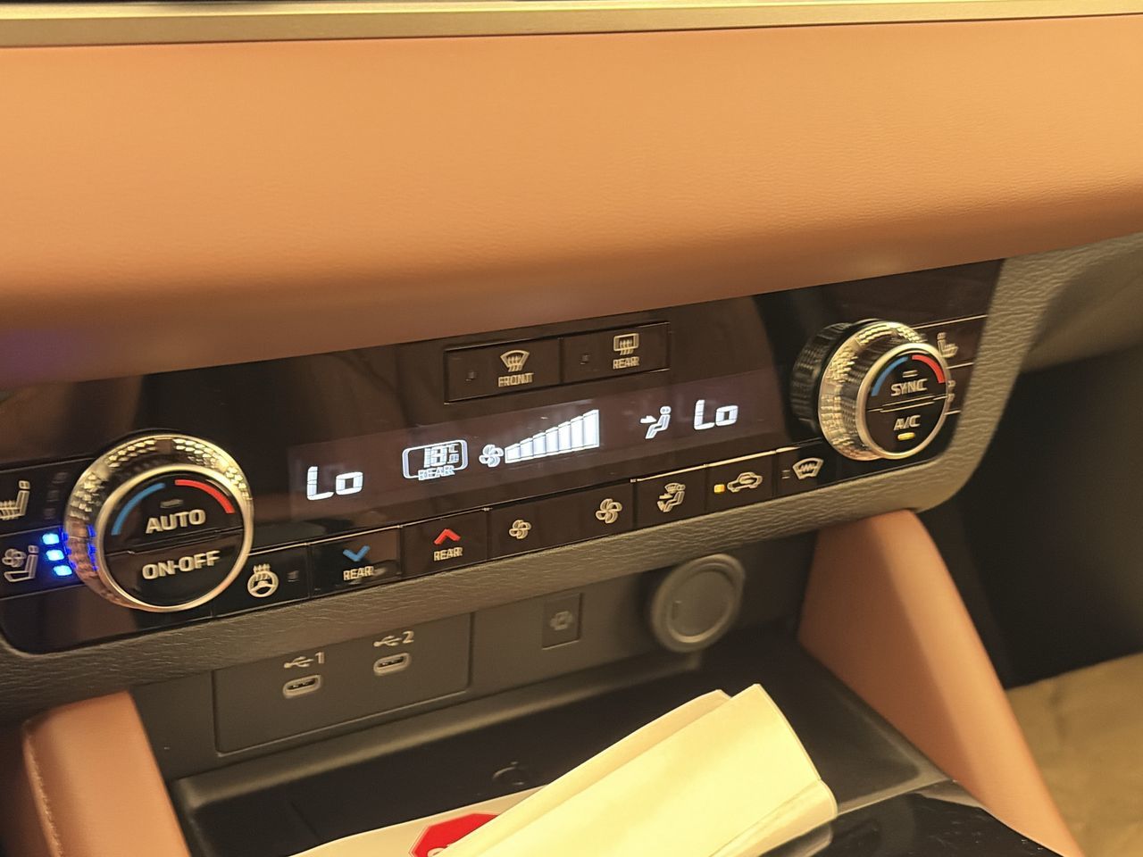 2026 Mitsubishi Outlander Plug-in Hybrid