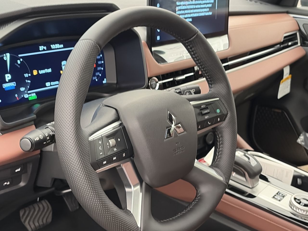2026 Mitsubishi Outlander Plug-in Hybrid