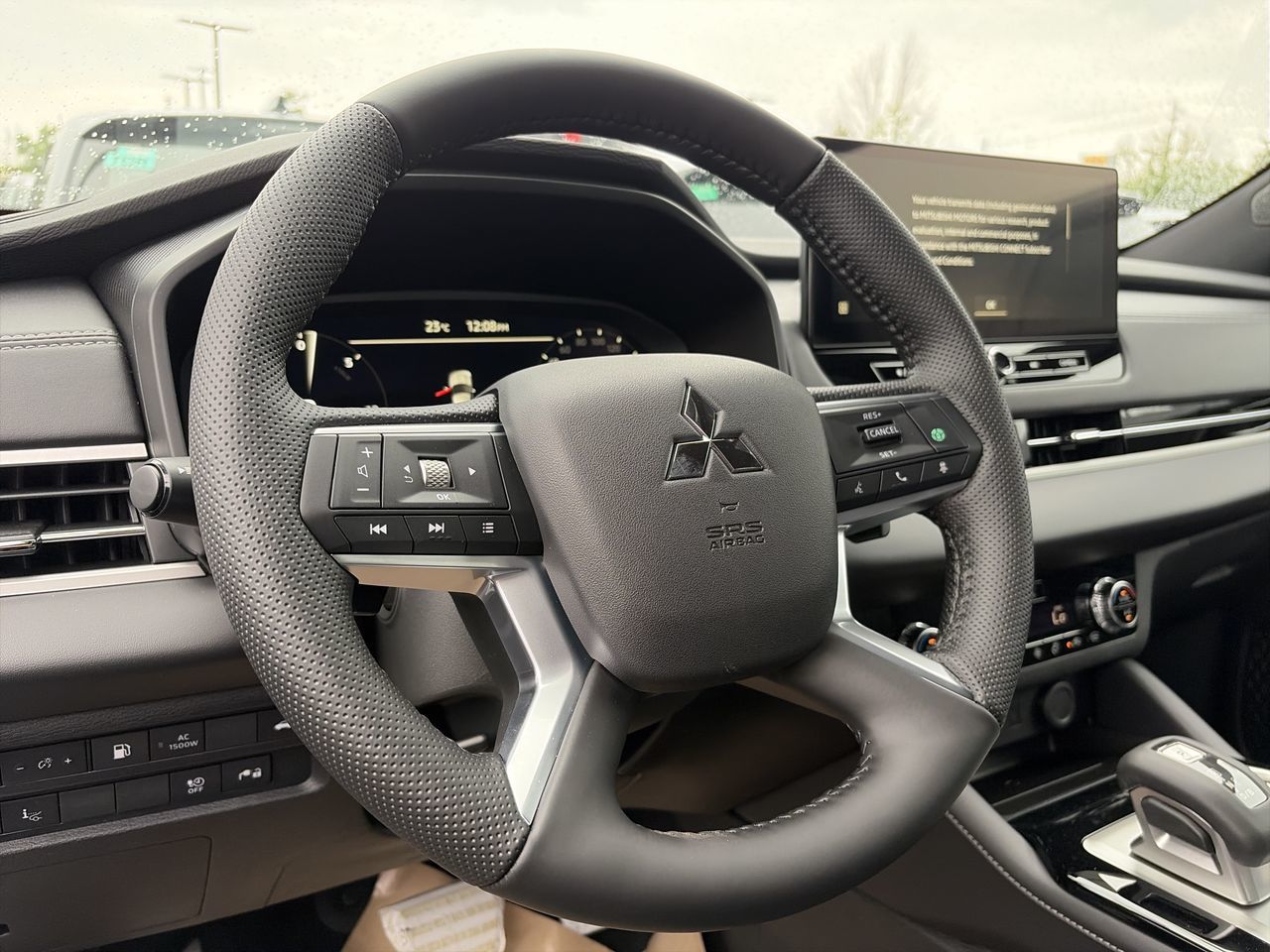 2026 Mitsubishi Outlander Plug-in Hybrid