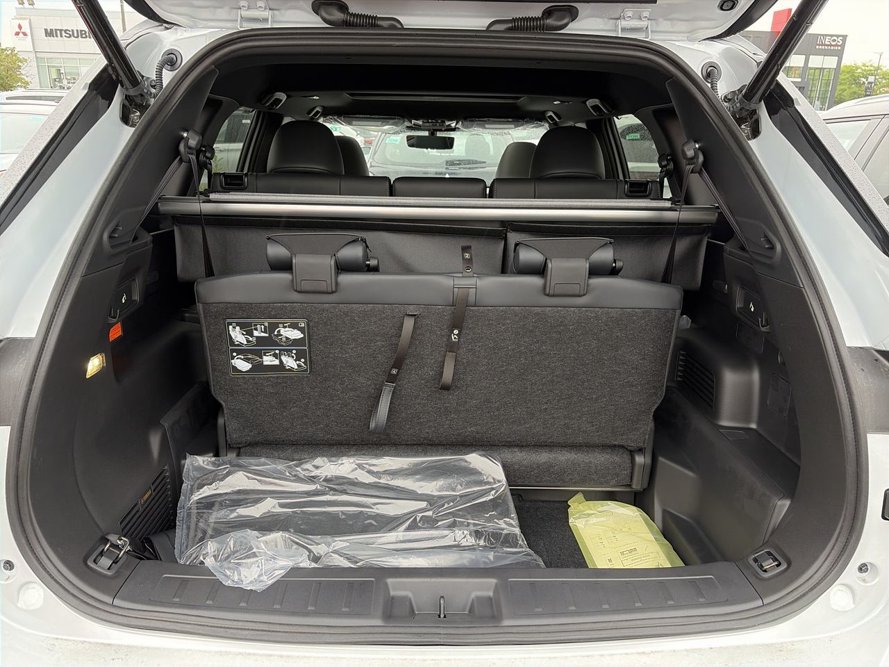 2026 Mitsubishi Outlander Plug-in Hybrid