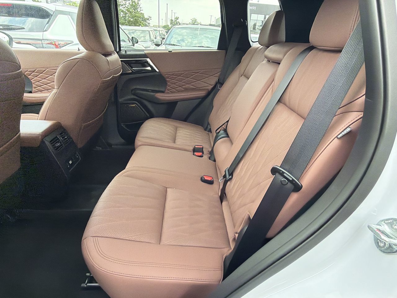 Mitsubishi Outlander Plug-in Hybrid  2026 à Mississauga, Ontario