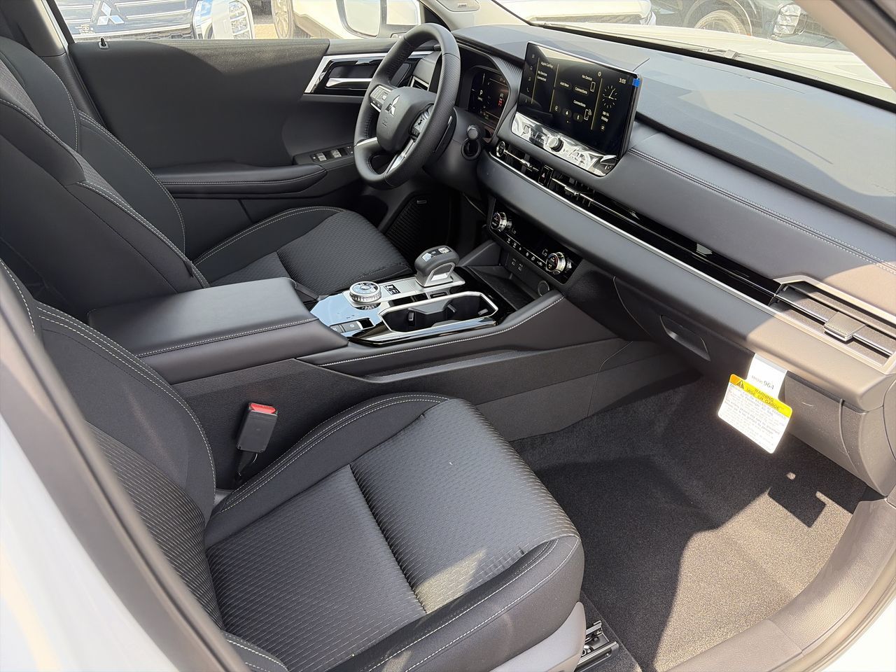 2026 Mitsubishi Outlander Plug-in Hybrid in Mississauga, Ontario