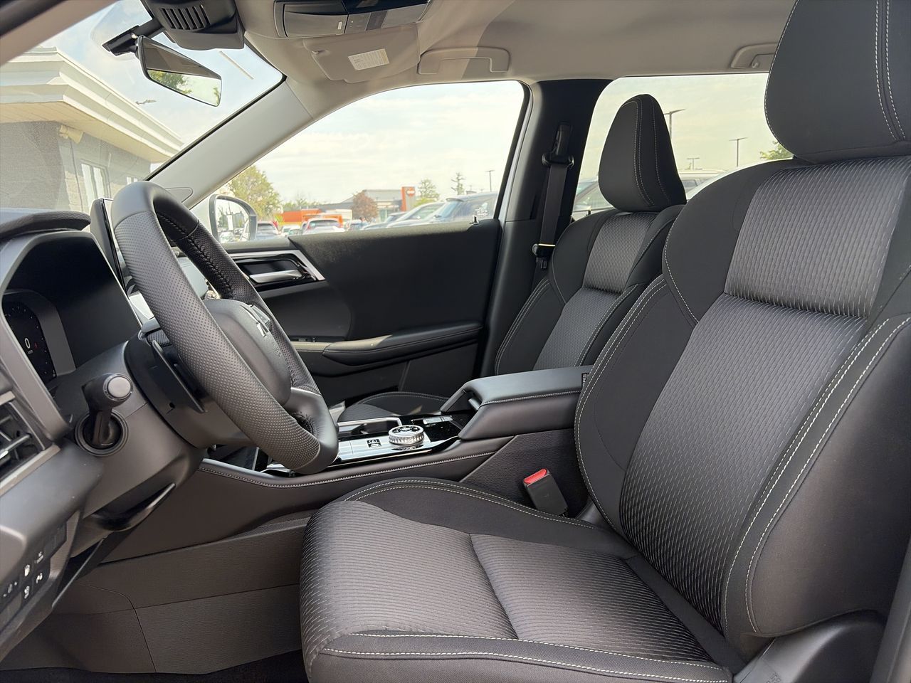 2026 Mitsubishi Outlander Plug-in Hybrid in Mississauga, Ontario