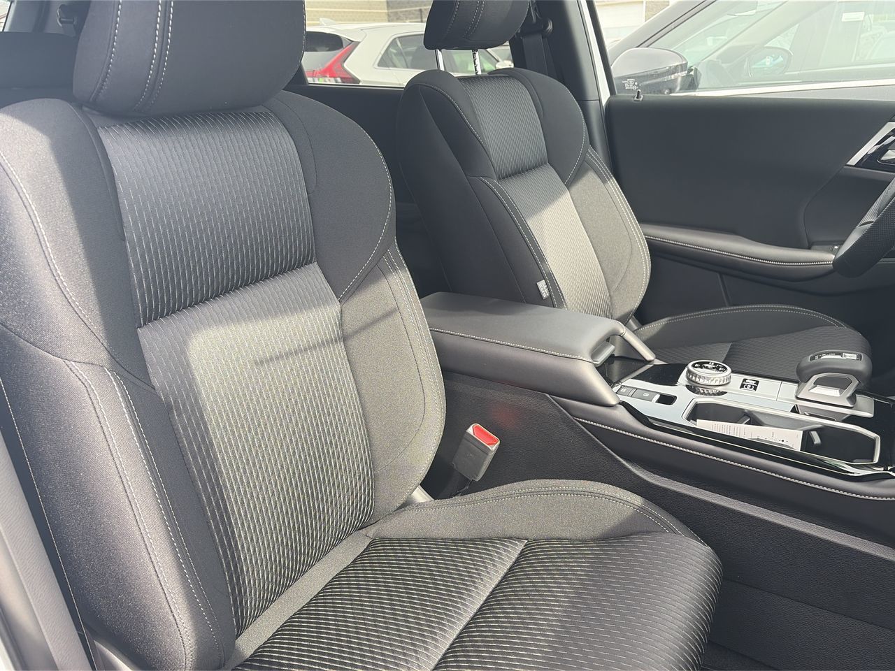 2026 Mitsubishi Outlander Plug-in Hybrid in Mississauga, Ontario