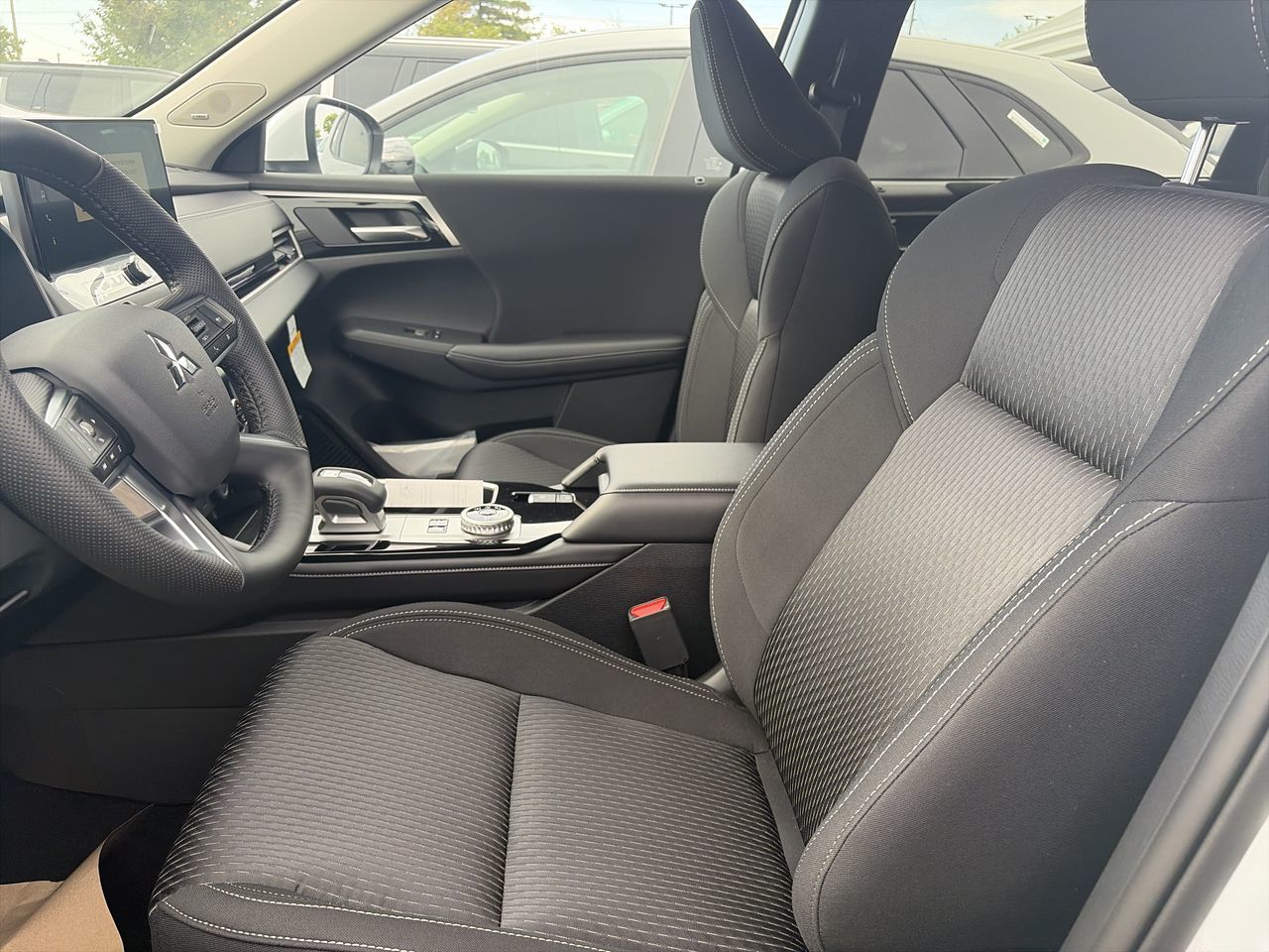 2026 Mitsubishi Outlander Plug-in Hybrid in Mississauga, Ontario
