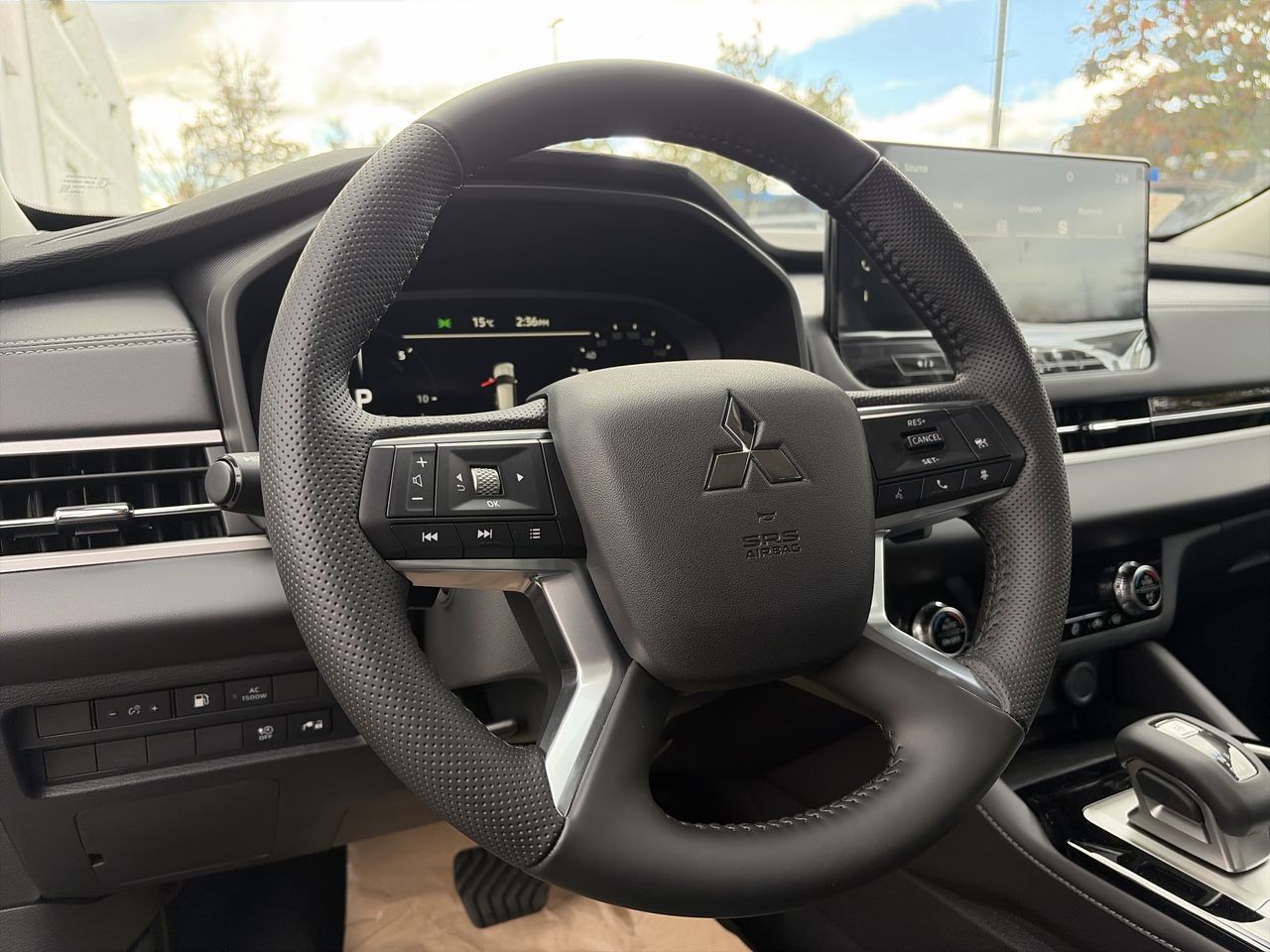 2026 Mitsubishi Outlander Plug-in Hybrid