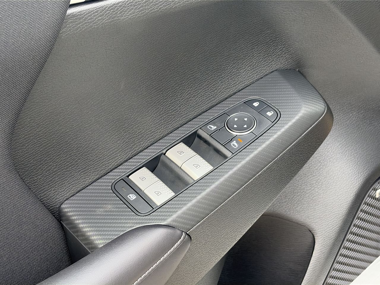 2026 Mitsubishi Outlander Plug-in Hybrid in Mississauga, Ontario