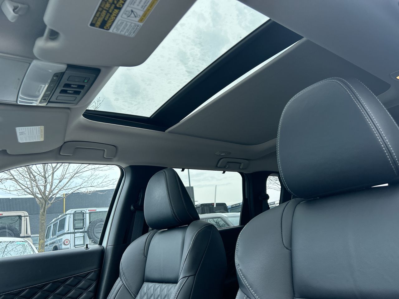 2023 Mitsubishi Outlander in Mississauga, Ontario