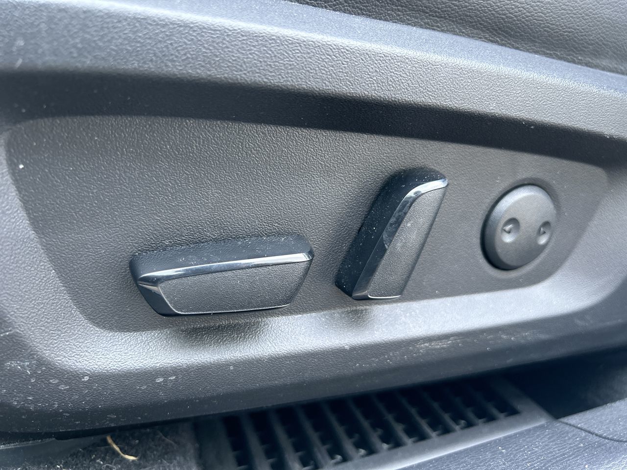 2023 Mitsubishi Outlander in Mississauga, Ontario