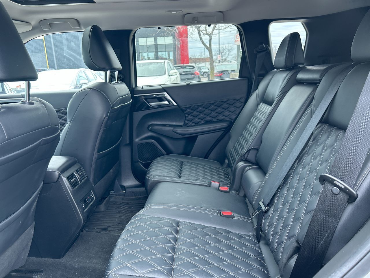 2023 Mitsubishi Outlander in Mississauga, Ontario