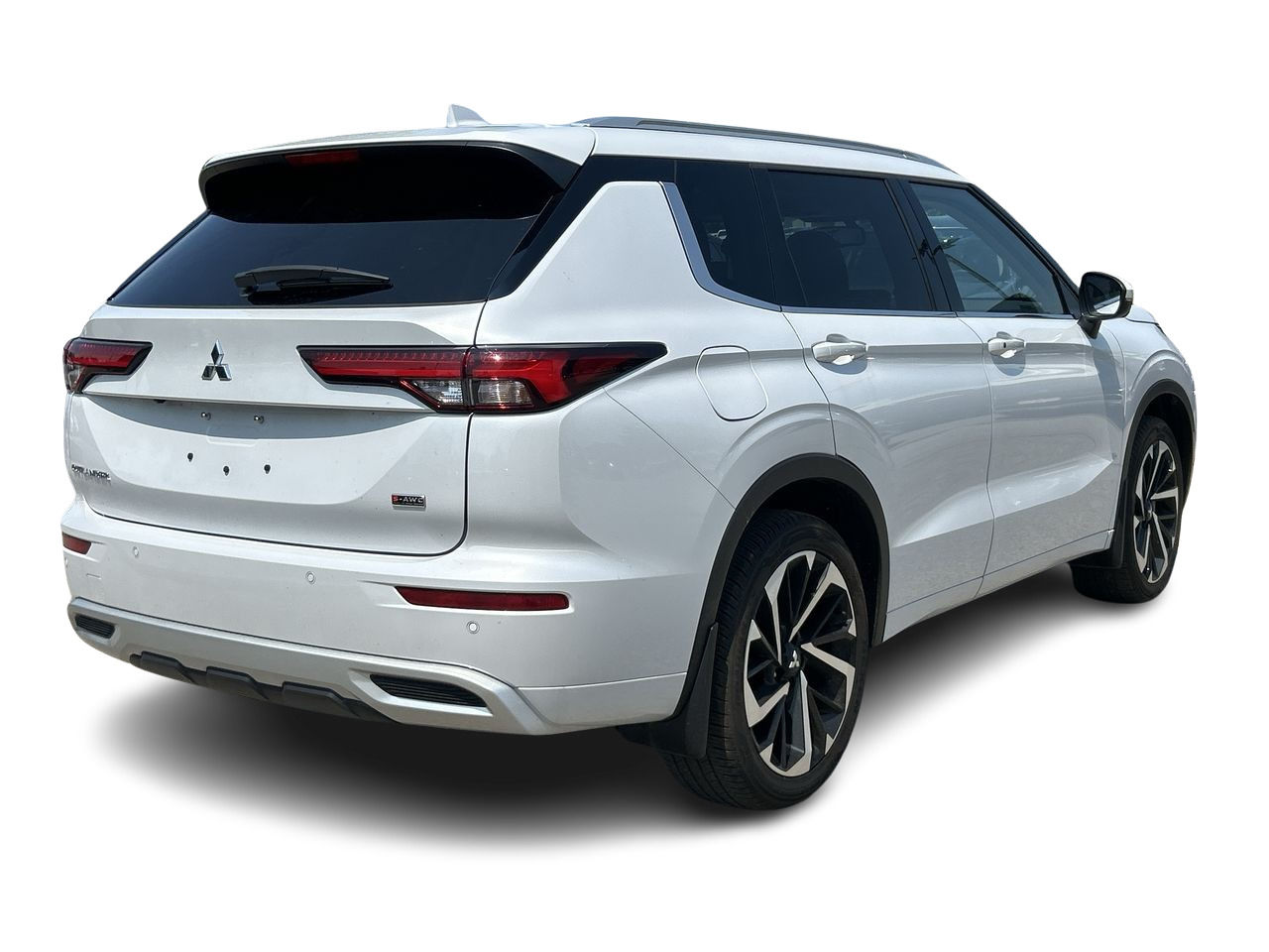 2023 Mitsubishi Outlander in Mississauga, Ontario