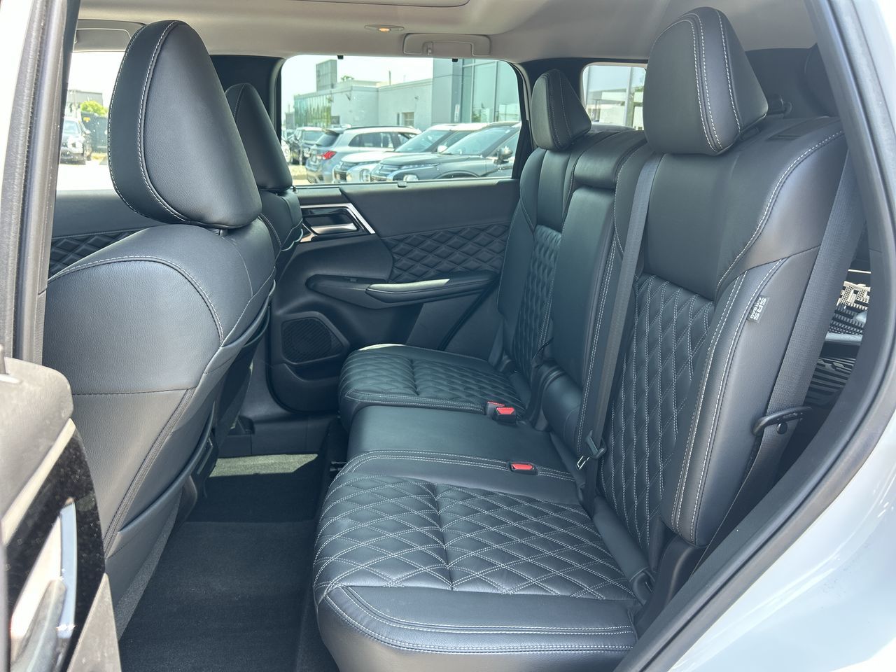 2023 Mitsubishi Outlander in Mississauga, Ontario