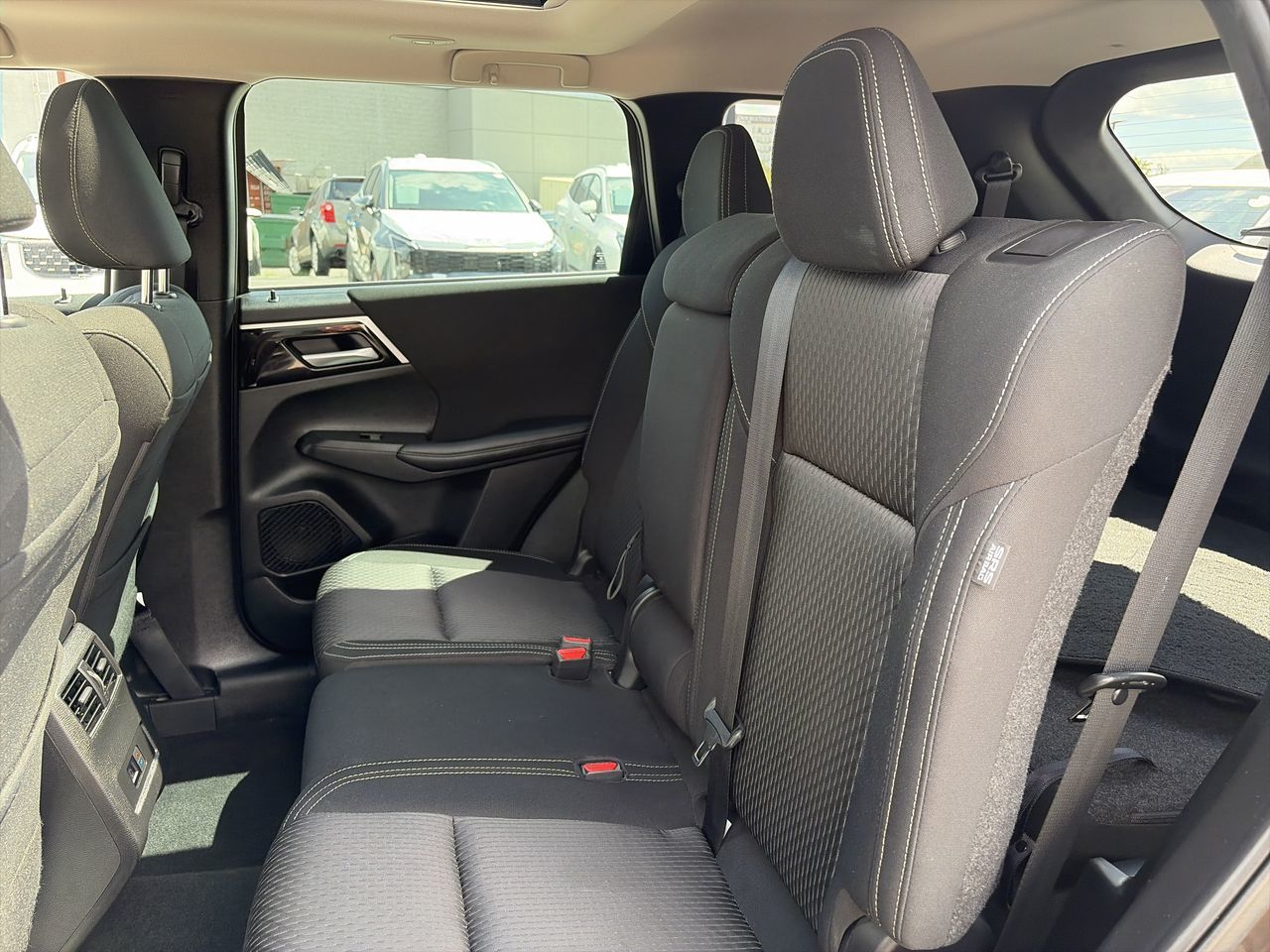 2023 Mitsubishi Outlander