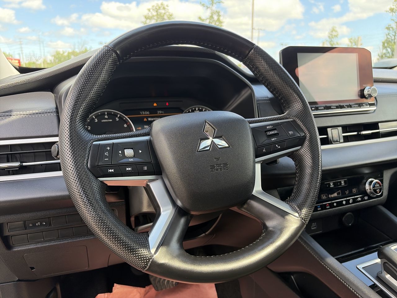 2023 Mitsubishi Outlander