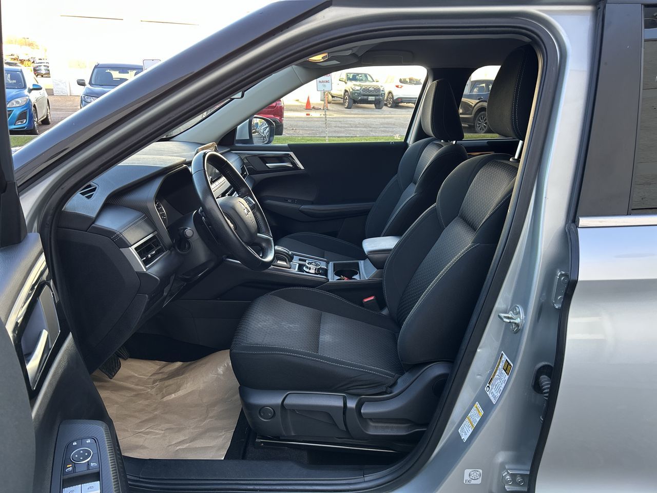 Mitsubishi Outlander  2024 à Mississauga, Ontario