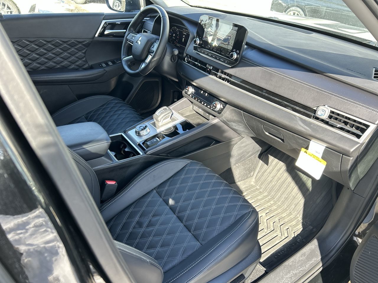 2024 Mitsubishi Outlander