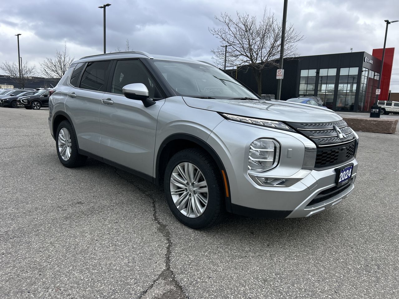 2024 Mitsubishi Outlander