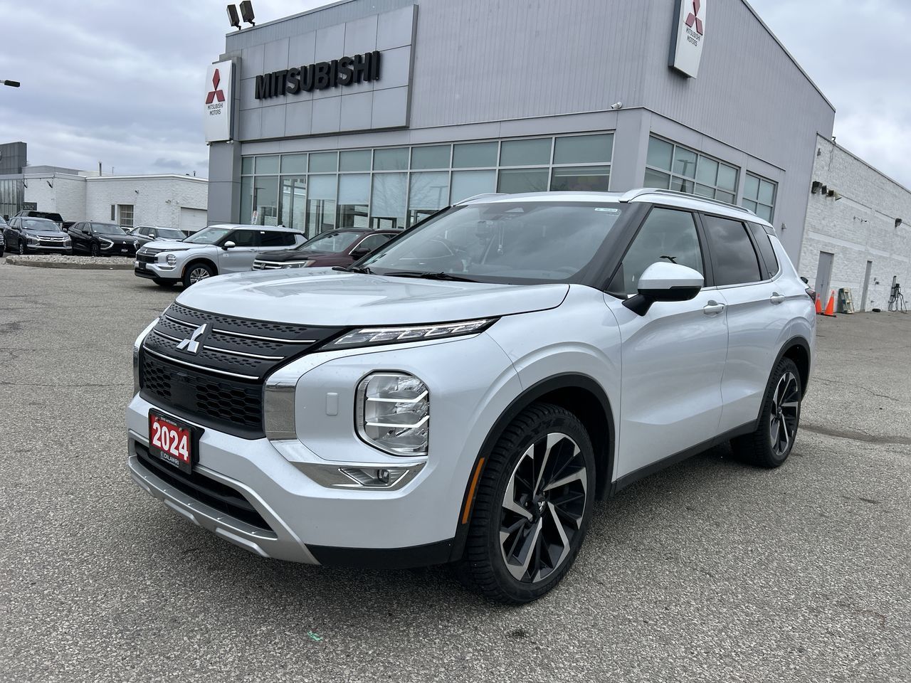 2024 Mitsubishi Outlander
