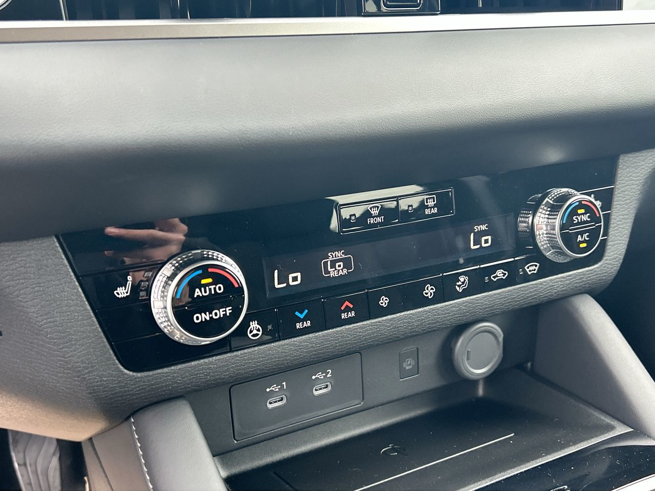 2025 Mitsubishi Outlander in Mississauga, Ontario