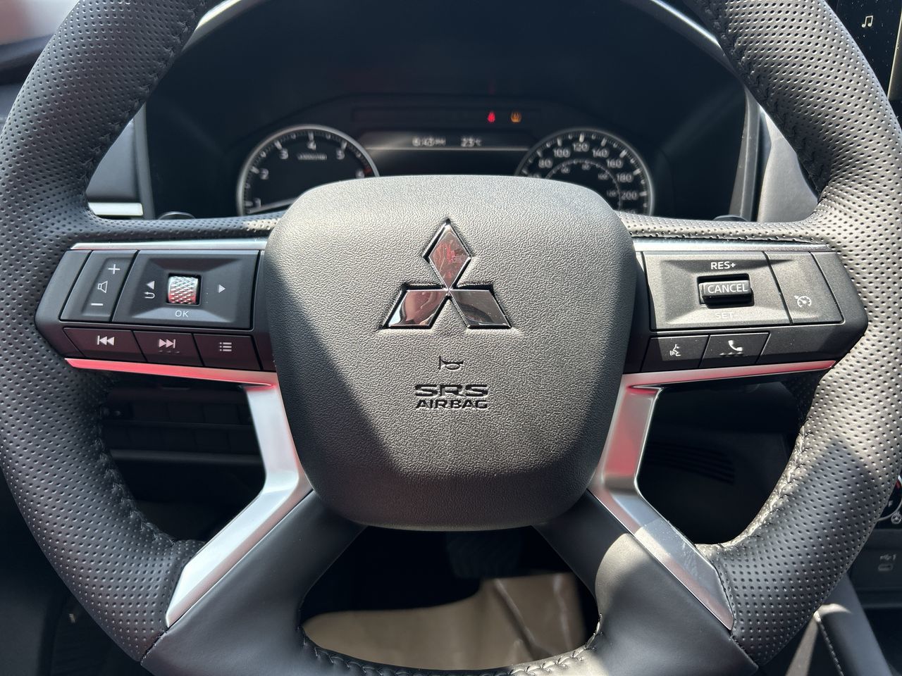 2025 Mitsubishi Outlander in Mississauga, Ontario