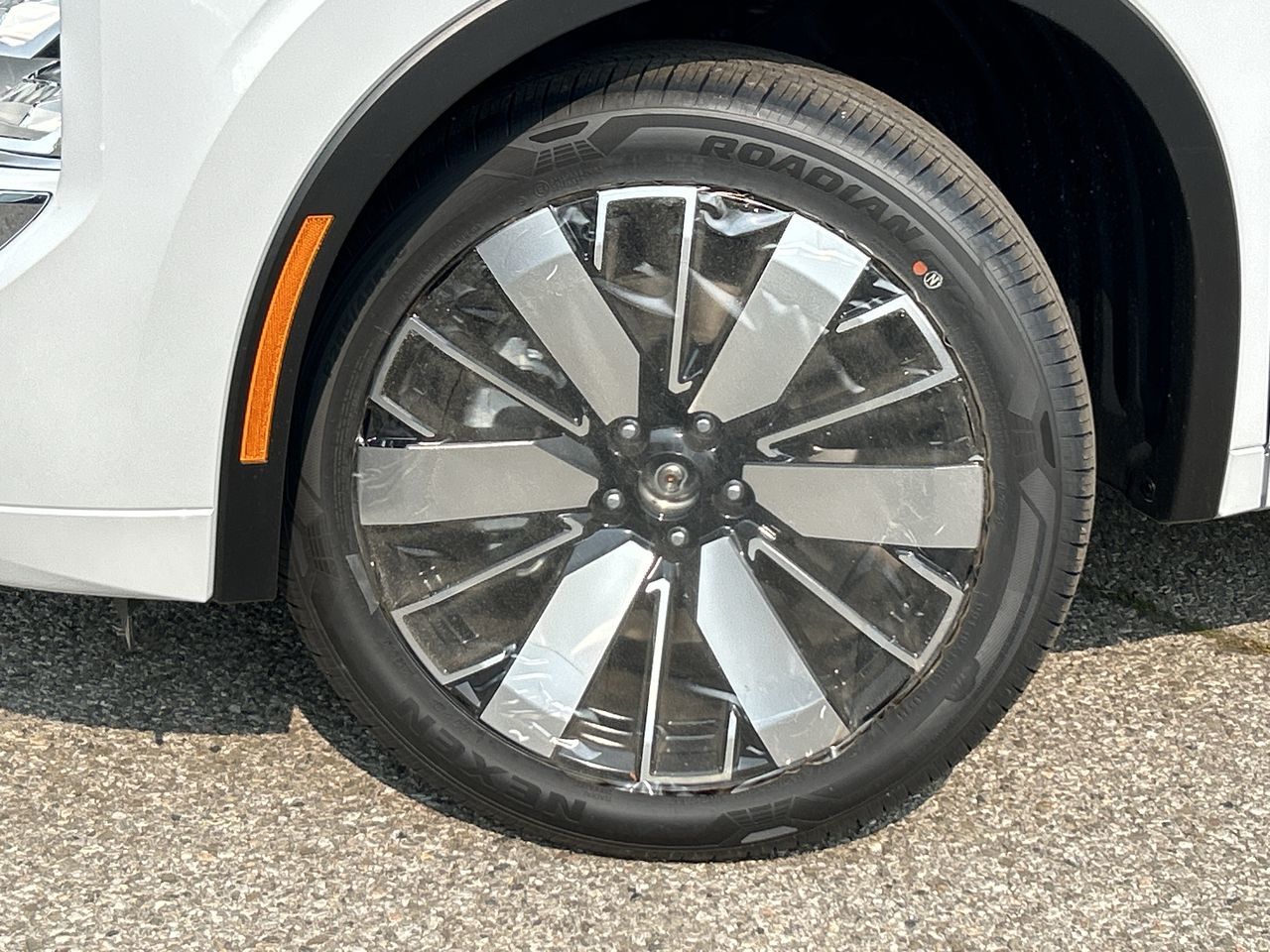 2025 Mitsubishi Outlander in Mississauga, Ontario