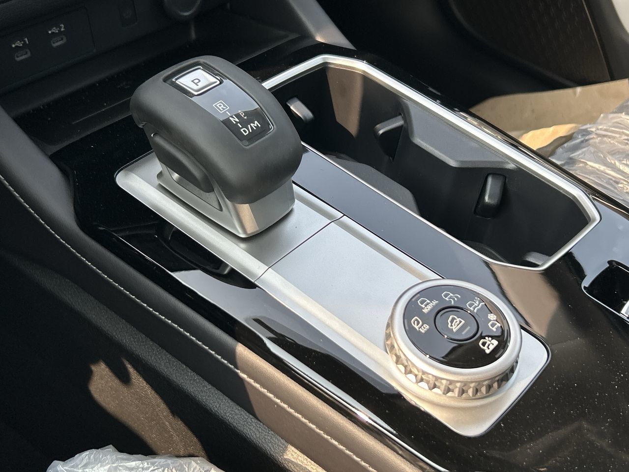 2025 Mitsubishi Outlander in Mississauga, Ontario