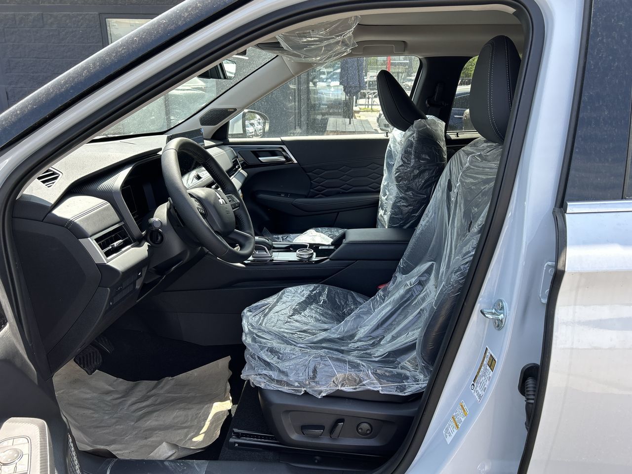 2025 Mitsubishi Outlander in Mississauga, Ontario