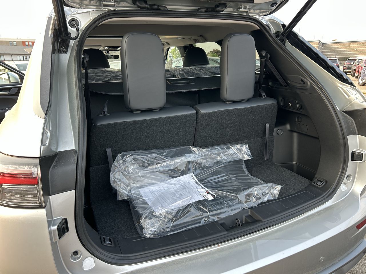 2025 Mitsubishi Outlander in Mississauga, Ontario