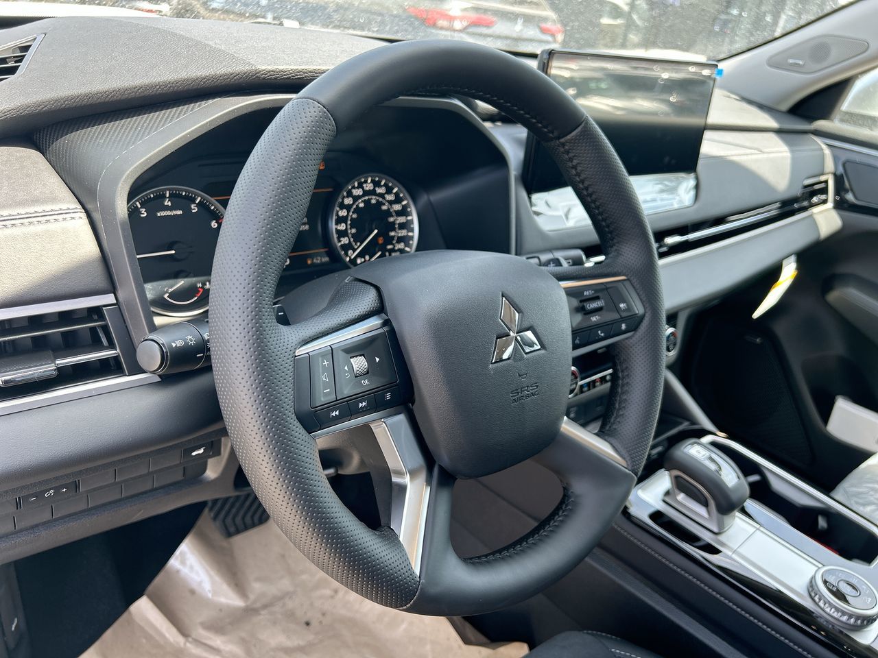 2025 Mitsubishi Outlander in Mississauga, Ontario